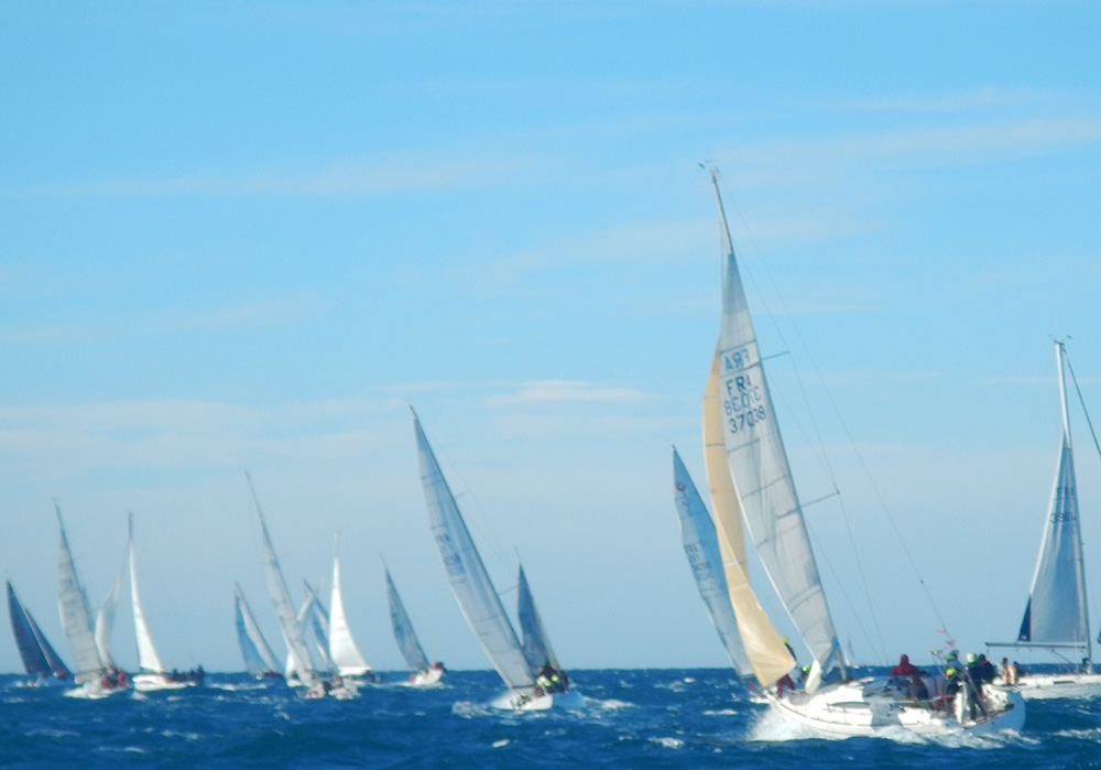 B02-sur-la-ligne-de-depart-1000px.jpg B02-sur-la-ligne-de-depart-1000px.jpg