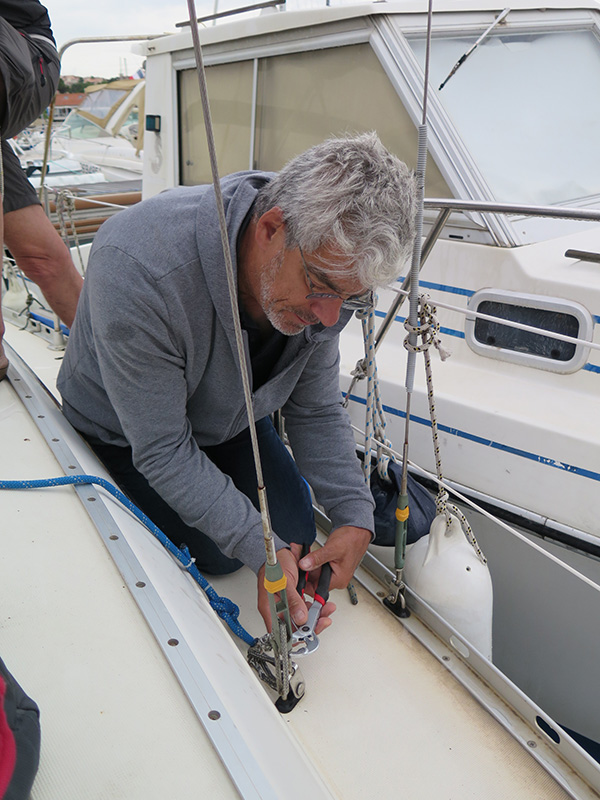 IMG_1043.jpg IMG_1043.jpg