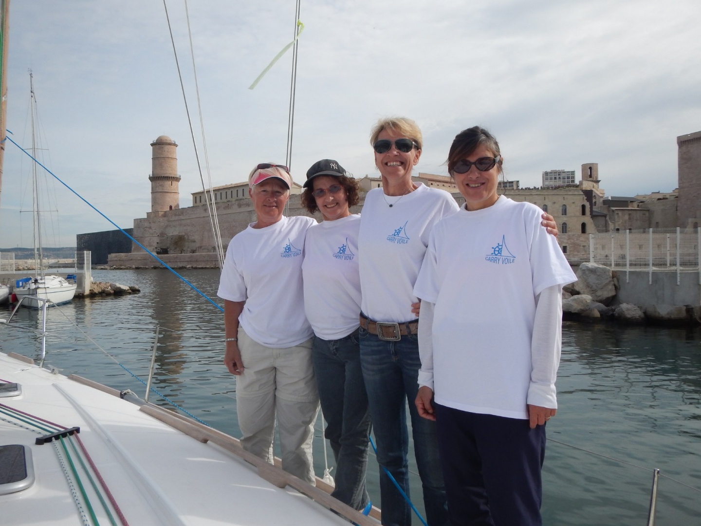 l'équipe à l'UNM +.jpg l'équipe à l'UNM +.jpg