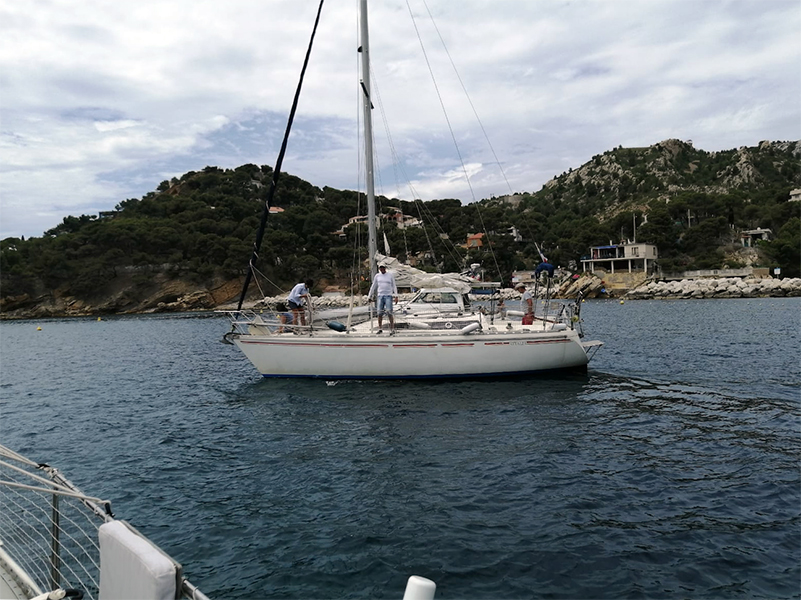 Larga2.jpg Larga2.jpg