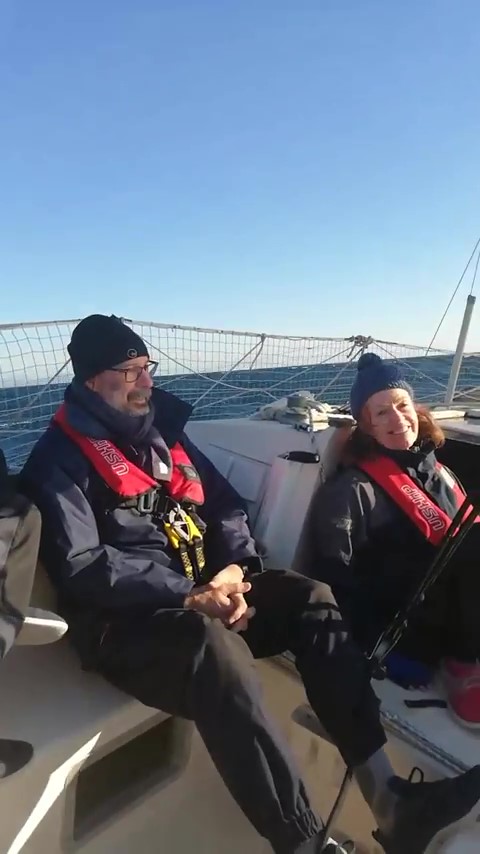 4_Moment(3).jpg 4_Moment(3).jpg