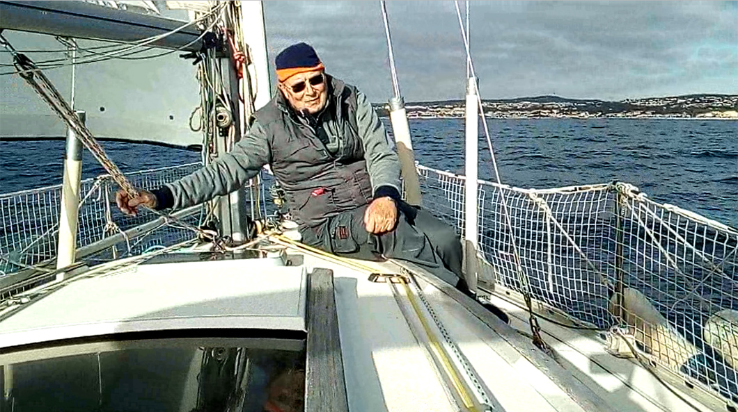 11-2021-12-18.jpg 11-2021-12-18.jpg