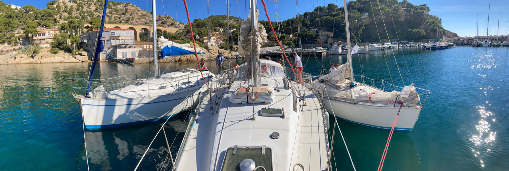 4-2022-10-15-trois-bateaux.jpg 4-2022-10-15-trois-bateaux.jpg