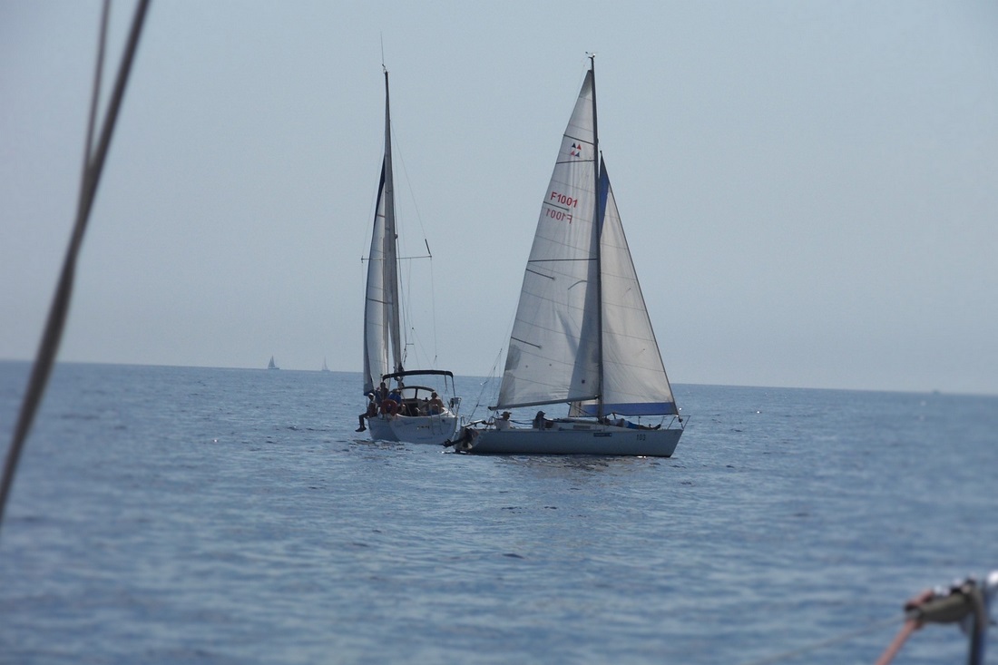 sous voile.jpg sous voile.jpg